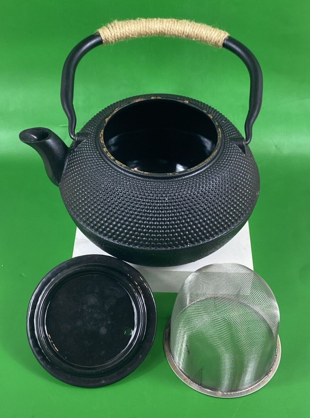4" Cast Iron Tea Pot with Mesh Screen and Rope Wrapped Handle - Picture 9 of 10